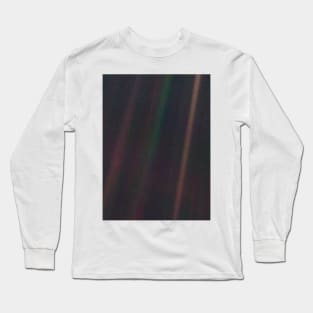 Pale Blue Dot, Voyager 1 image (C008/9629) Long Sleeve T-Shirt